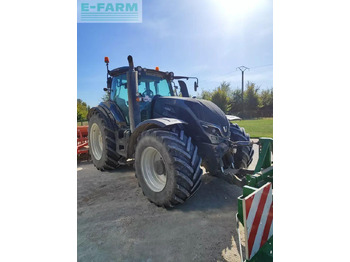Farm tractor VALTRA T194
