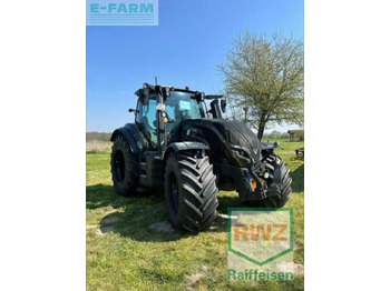 Farm tractor VALTRA T-series