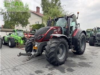 Farm tractor VALTRA T234
