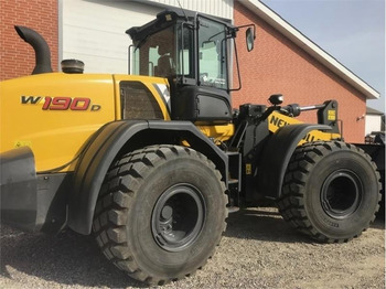 Wheel loader New Holland W190D: picture 2 Wheel loader New Holland W190D: picture 2