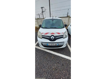 Car RENAULT