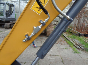 New Crawler excavator XCMG XE60DA: picture 5