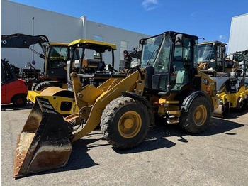 Wheel loader CATERPILLAR 908M