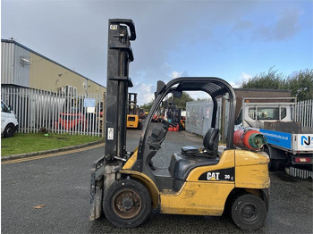 LPG forklift CATERPILLAR GP