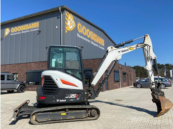 Mini excavator BOBCAT E35
