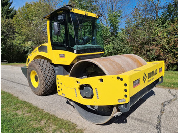Roller BOMAG BW 213 D-5 PL: picture 5