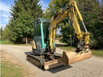 Mini excavator YANMAR VIO 25-4: picture 3