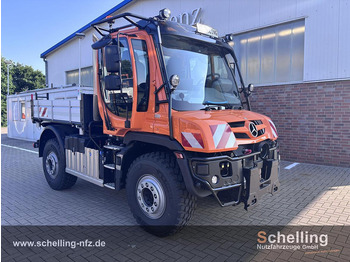 Truck MERCEDES-BENZ