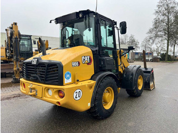Wheel loader Caterpillar 906: picture 3