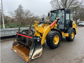 Wheel loader CATERPILLAR 906
