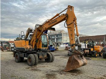 Wheel excavator HYUNDAI