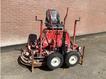 Power trowel