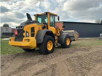 Wheel loader Volvo L90H: picture 5