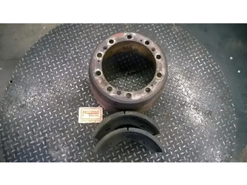 Front axle GINAF