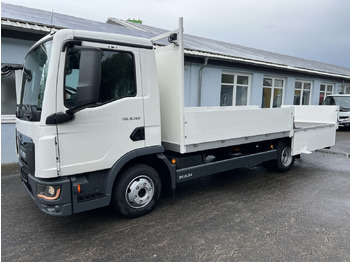 Flatbed van MAN