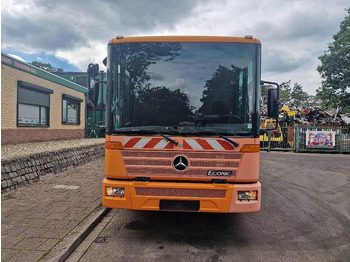 Truck Mercedes-Benz Econic 2628: picture 2