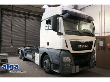 Hook lift truck MAN TGX 26.400