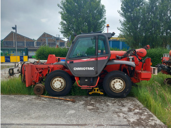 Farm tractor
