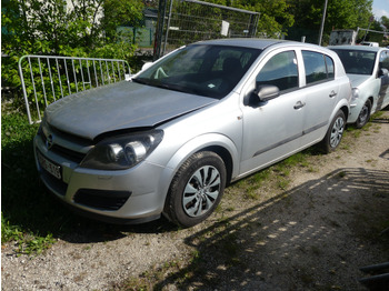 Car OPEL