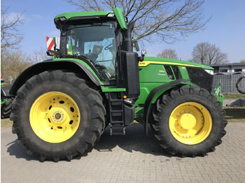 Farm tractor John Deere 7R 330: picture 2