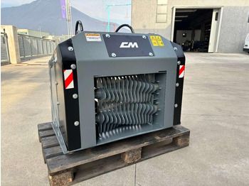 New Bucket for Skid steer loader CM Crusher CDS 07 Screening Bucket: picture 3 New Bucket for Skid steer loader CM Crusher CDS 07 Screening Bucket: picture 3