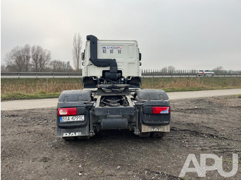 Tractor unit DAF CF 480: picture 3