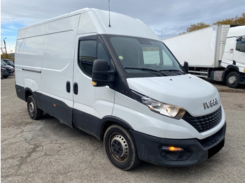 Panel van IVECO DAILY 35S18: picture 2