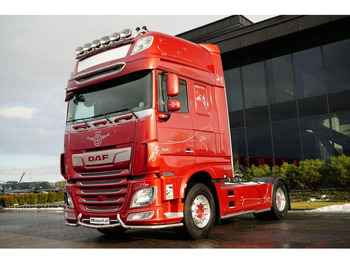 Tractor unit DAF XF 530
