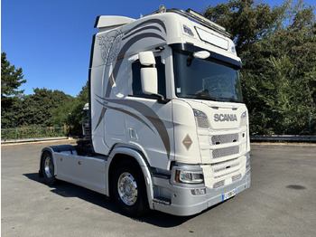 Tractor unit SCANIA R 450