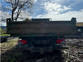 Dropside/ Flatbed truck MAN LE8.180: picture 5