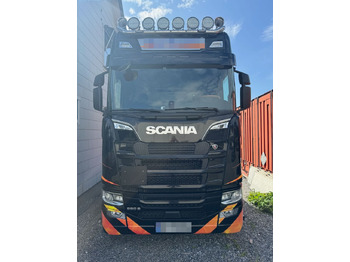 Tractor unit Scania S660: picture 2