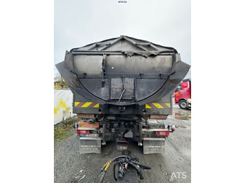 Asphalt machine Volvo FH540: picture 3