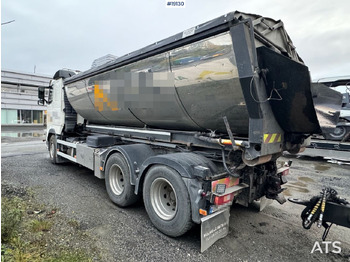 Asphalt machine Volvo FH540: picture 2