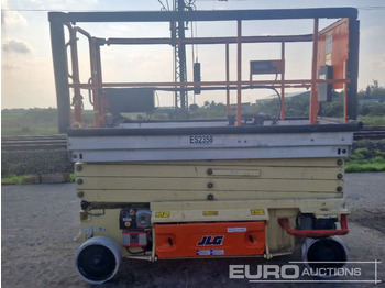 Aerial platform 2010 JLG 2646ES: picture 2