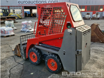 Skid steer loader 2013 Bobcat S70: picture 3