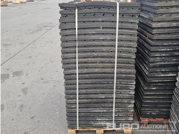 Construction equipment 3 Pallets of Rubber Floor Tiles, 60mm x 800mm x 600mm (144 of): picture 4