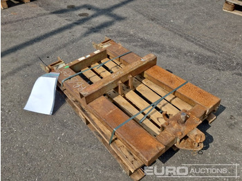 Material handling equipment