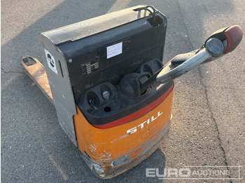 Material handling equipment STILL