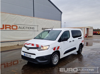 Van TOYOTA Proace