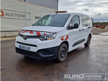 Van TOYOTA Proace