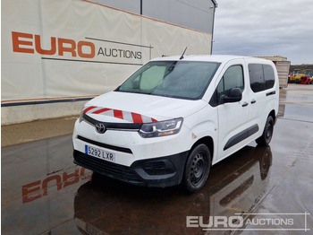 Van TOYOTA Proace