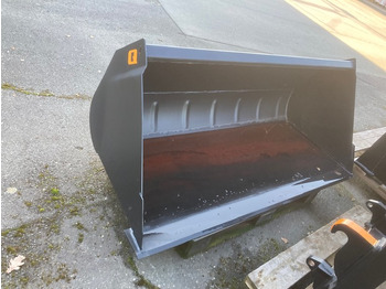 Front loader for tractor