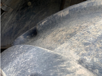 Farm tractor Deutz-Fahr Agrotron 7230 TTV: picture 3 Farm tractor Deutz-Fahr Agrotron 7230 TTV: picture 3