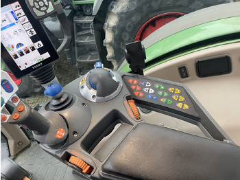 Farm tractor Fendt 718 Power Plus: picture 3