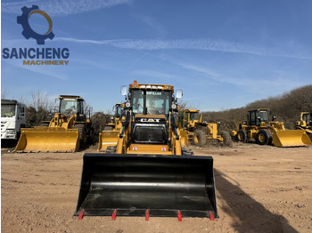 New Backhoe loader CATERPILLAR 420F2: picture 5