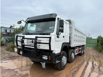 Tipper for transportation of bulk materials Sinotruk HOWO 371hp 8x4: picture 4