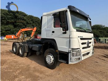 Tractor unit SINOTRUK HOWO