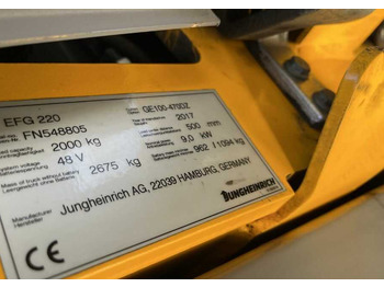 Electric forklift Jungheinrich EFG220: picture 4