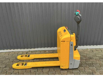 Pallet truck Jungheinrich EJE114: picture 2 Pallet truck Jungheinrich EJE114: picture 2