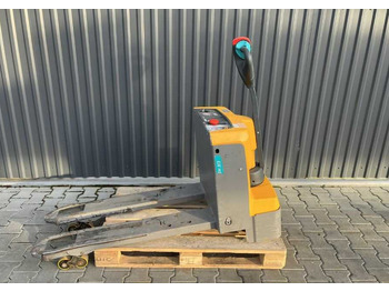 Pallet truck Jungheinrich EJEM13: picture 2